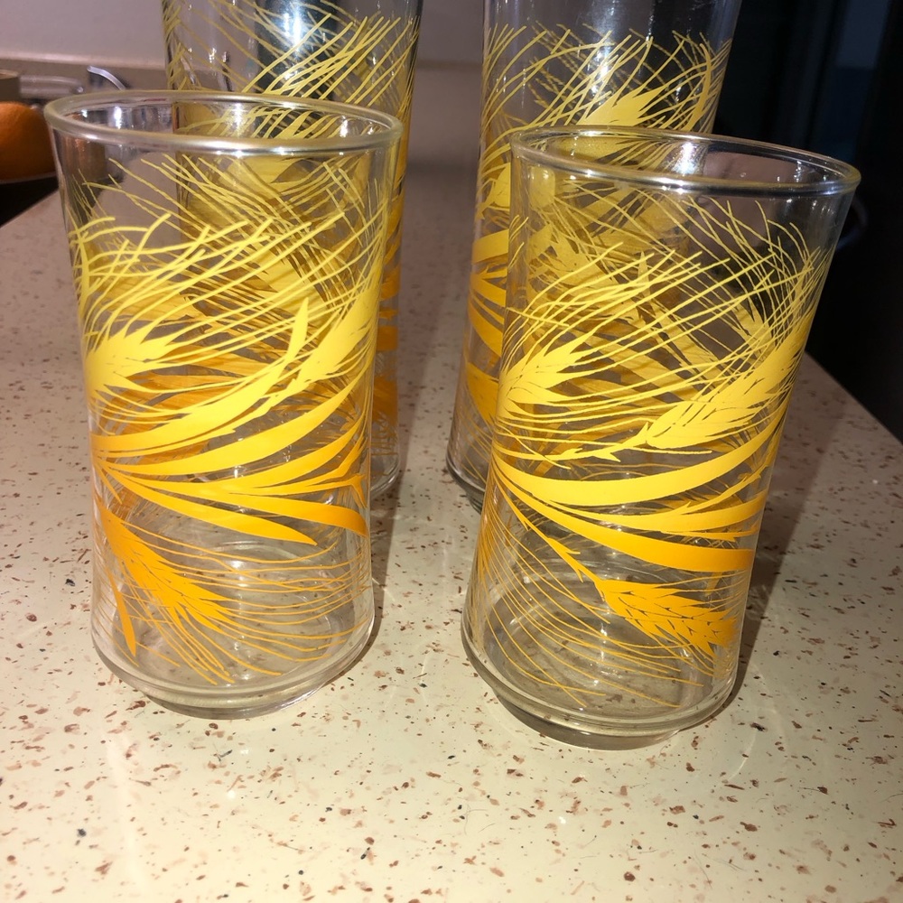 Vintage Set Golden Wheat Pattern Glasses Tumblers - Picture 3 of 3